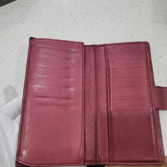 🔹️ Gucci🔹️ Vintage Guccissima Burgundy Wallet with Heart Snap ✨️💜 - Picture 13 of 15